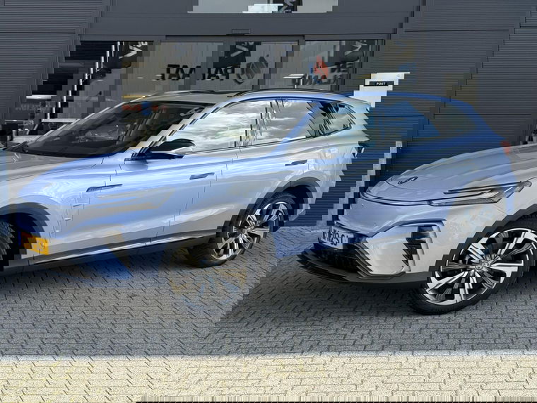 Foto van MG Marvel R