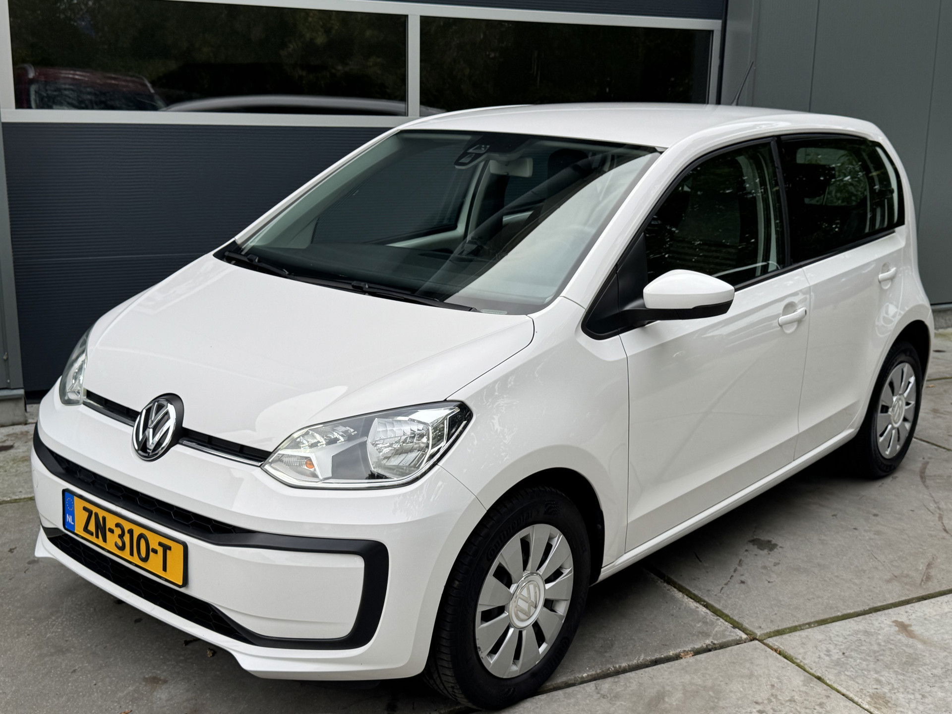 Foto van Volkswagen up!