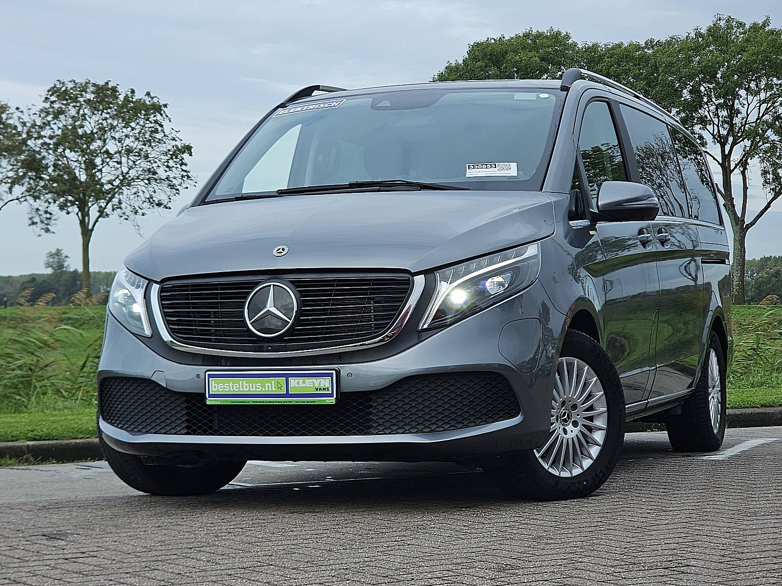 Foto van Mercedes-Benz EQV
