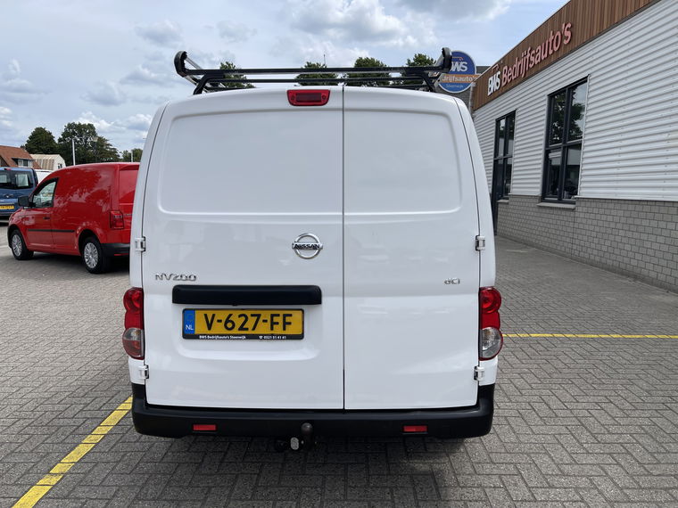 Nissan NV200