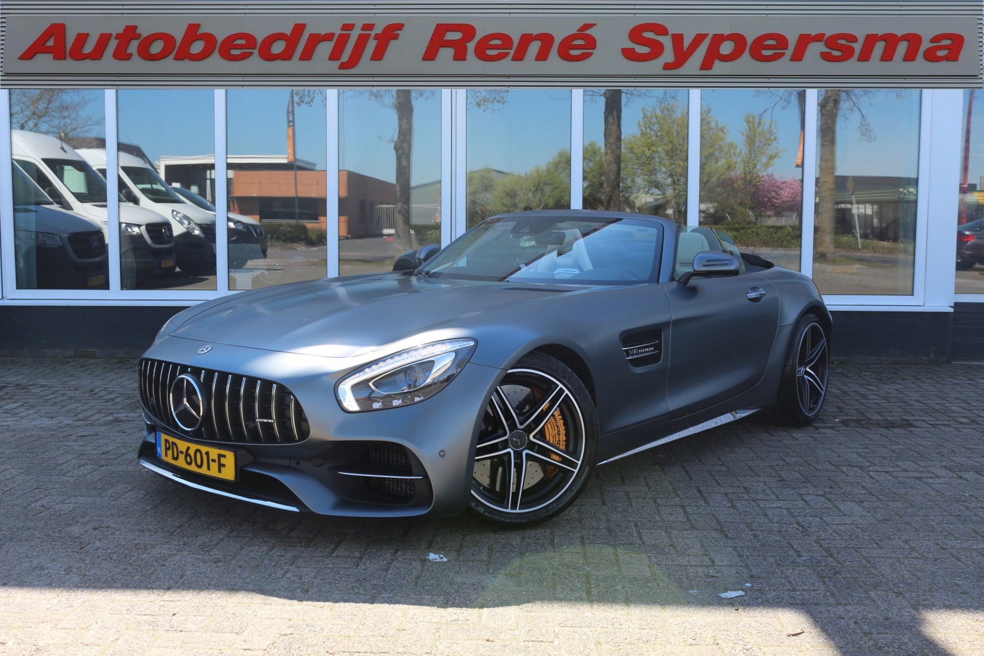Foto van Mercedes-Benz AMG GT Roadster