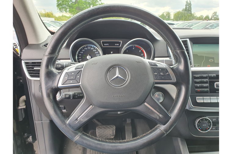 Mercedes-Benz M-Klasse