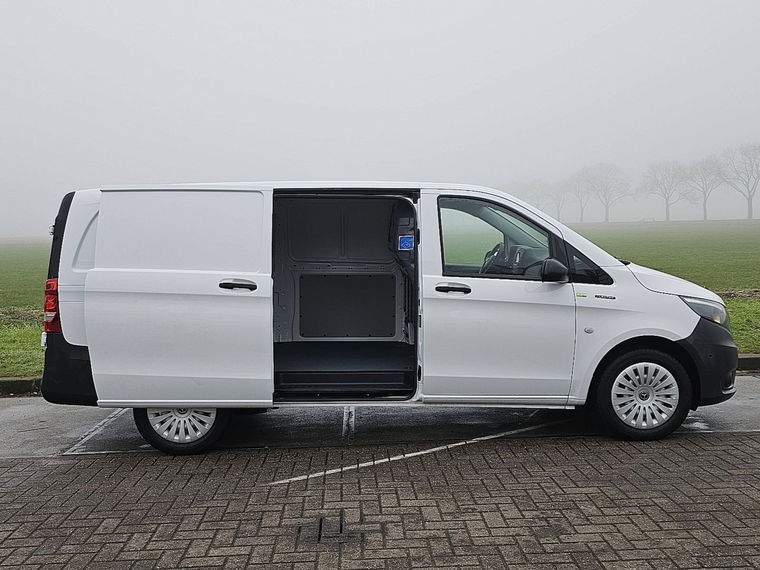 Mercedes-Benz eVito
