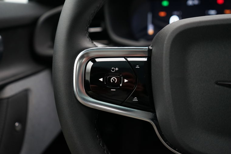 Polestar 2 Black Edition