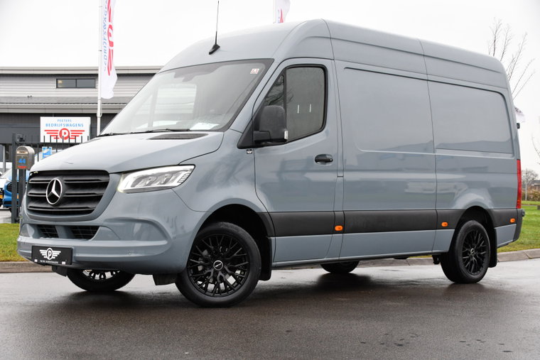 Mercedes-Benz Sprinter foto 1