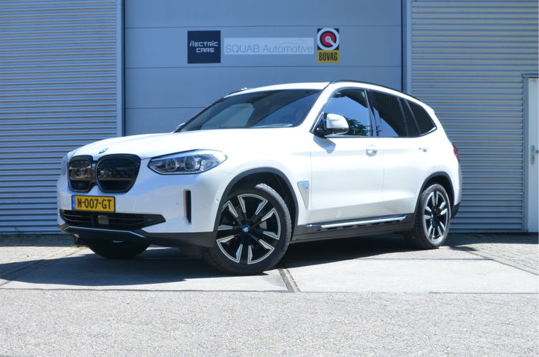 Foto van BMW iX3