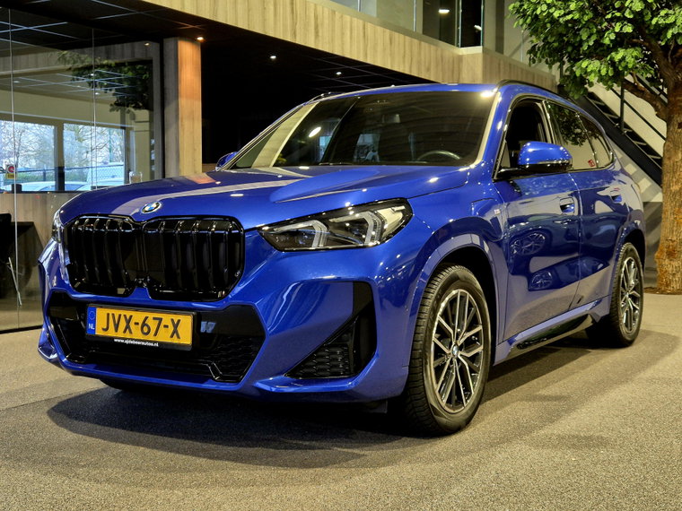 BMW X1 foto 1