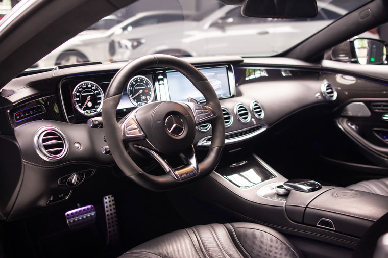Mercedes-Benz S-Klasse
