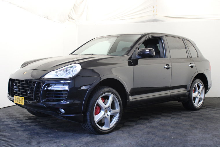 Porsche Cayenne foto 1
