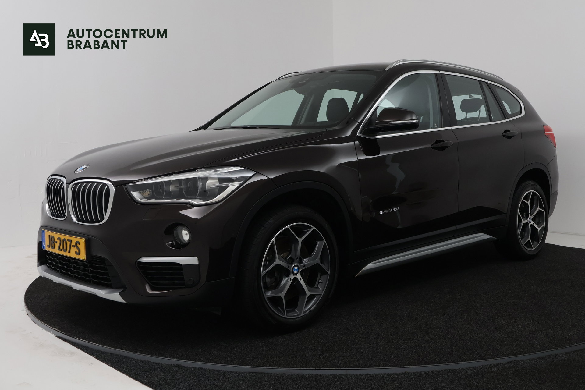 Foto van BMW X1