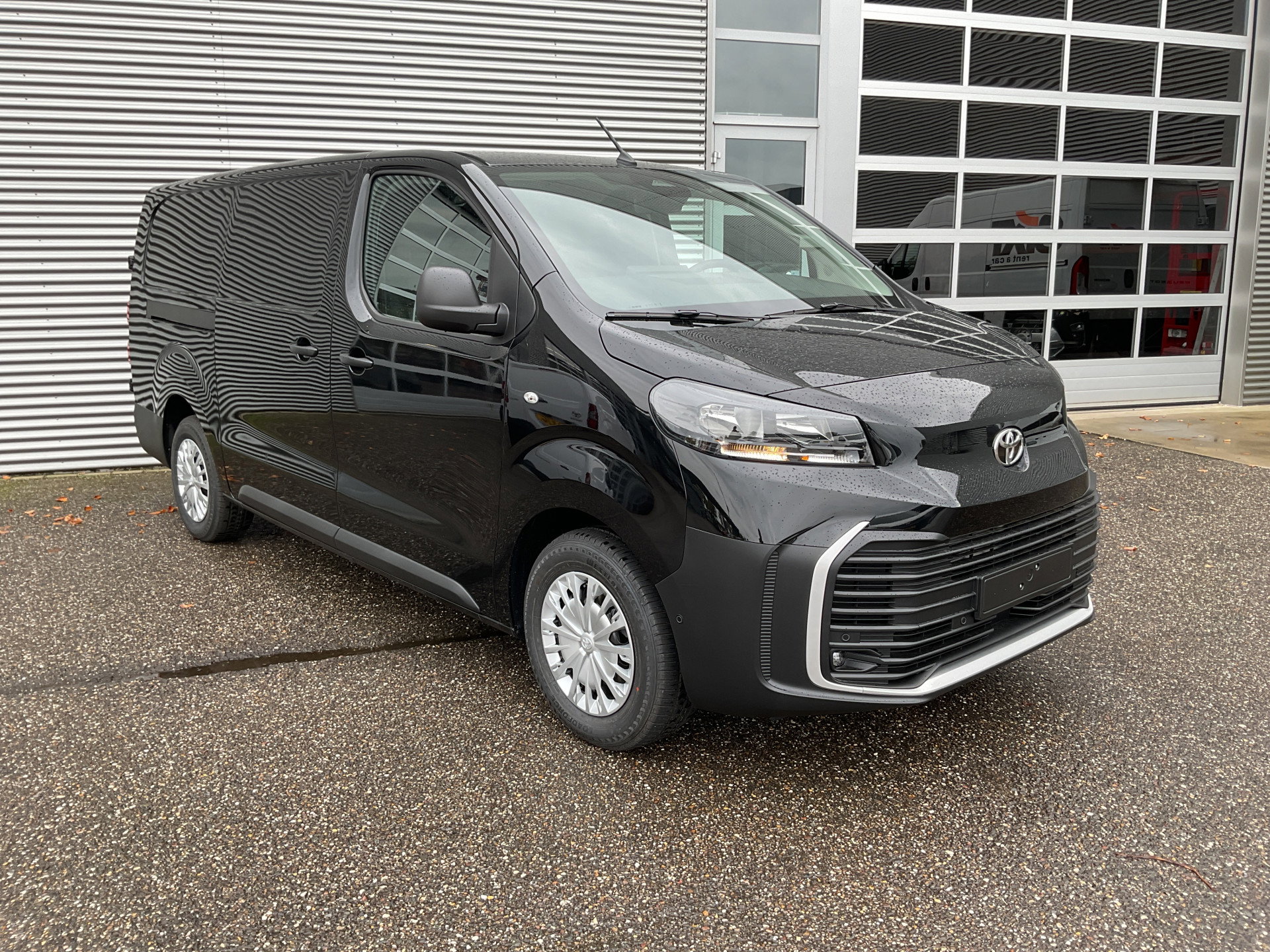 Toyota ProAce e-ProAce Worker L3 75 kWh 350 km WLTP Carplay/ Snellader/ Standkachel/ Cruise/ Airco/ Camera/ PDC