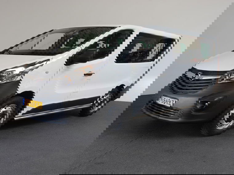 Foto van Opel Vivaro Combi