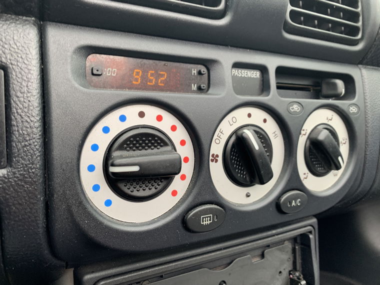 Toyota MR2