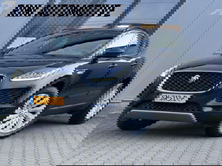 Foto van Jaguar E-Pace