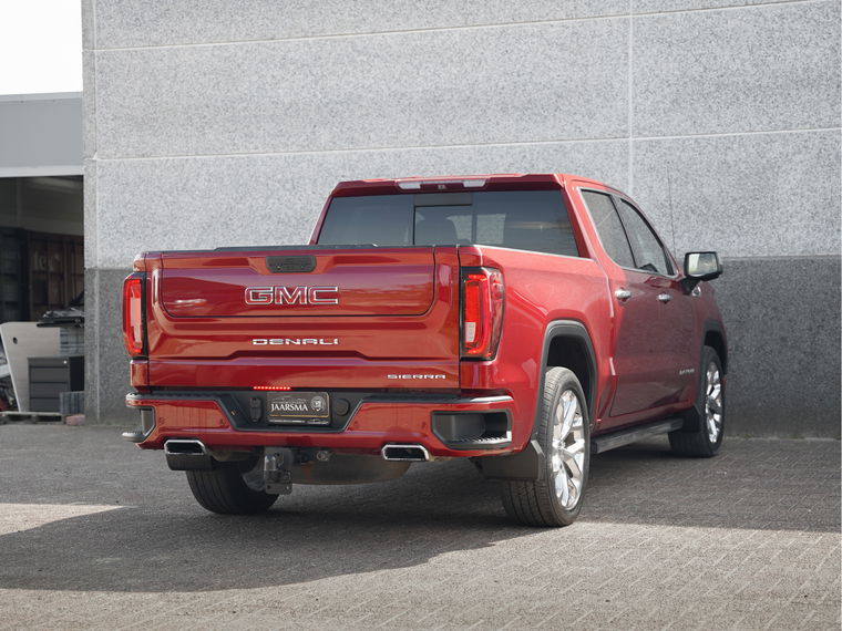 GMC Sierra