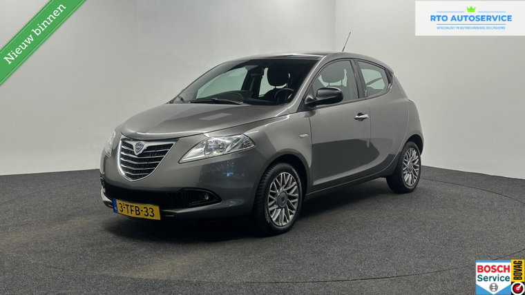 Lancia Ypsilon