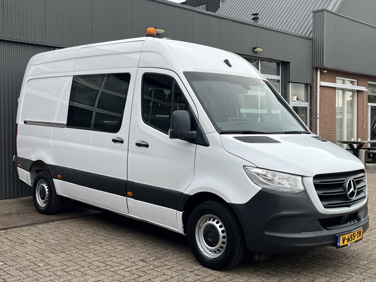Mercedes-Benz Sprinter foto 1