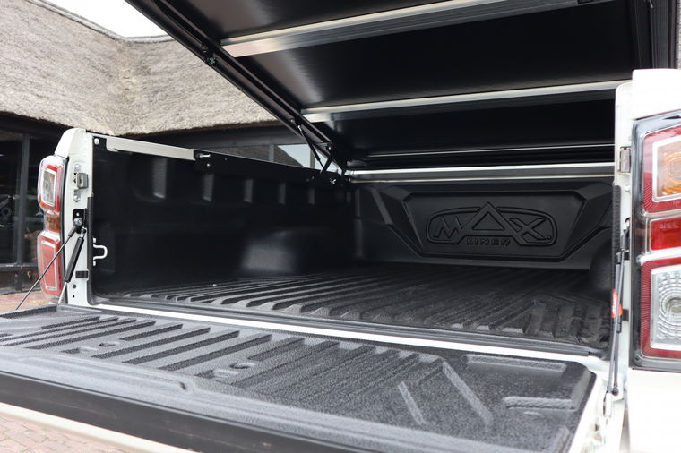 Isuzu D-max