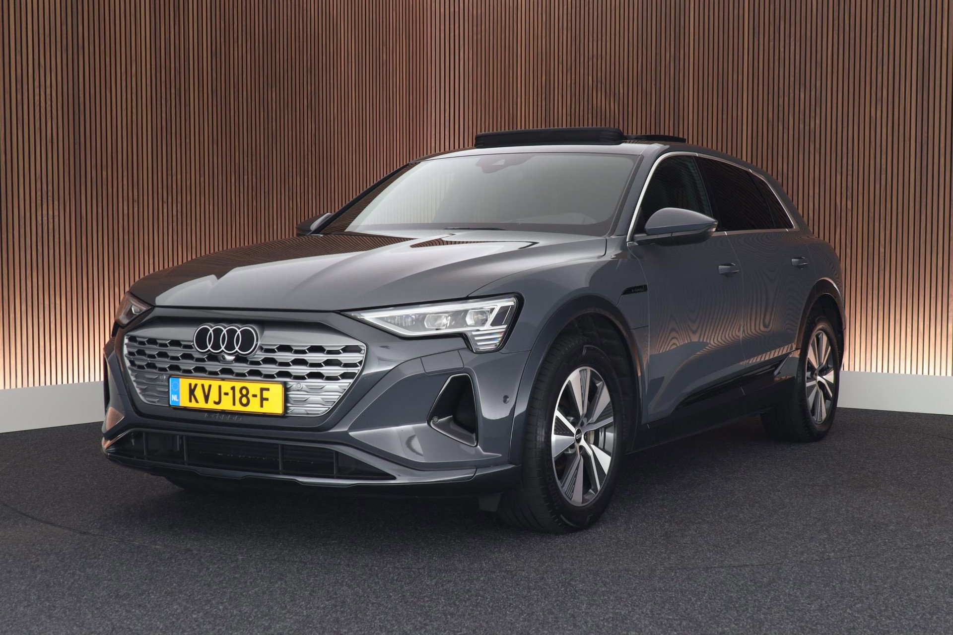 Foto van Audi Q8 e-tron