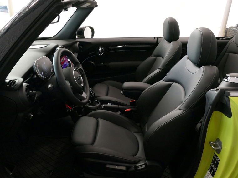 MINI Cabrio