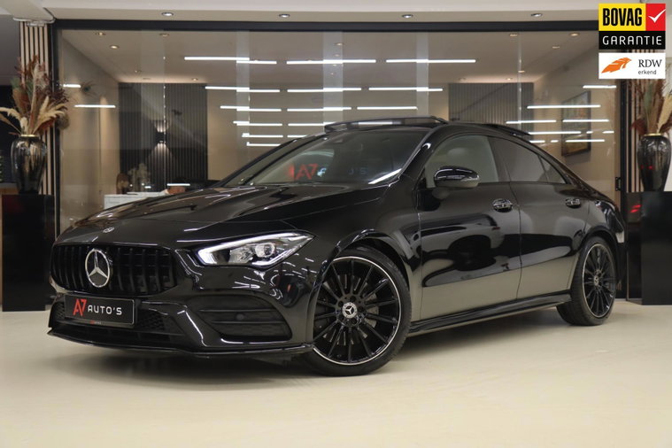 Mercedes-Benz CLA foto 1