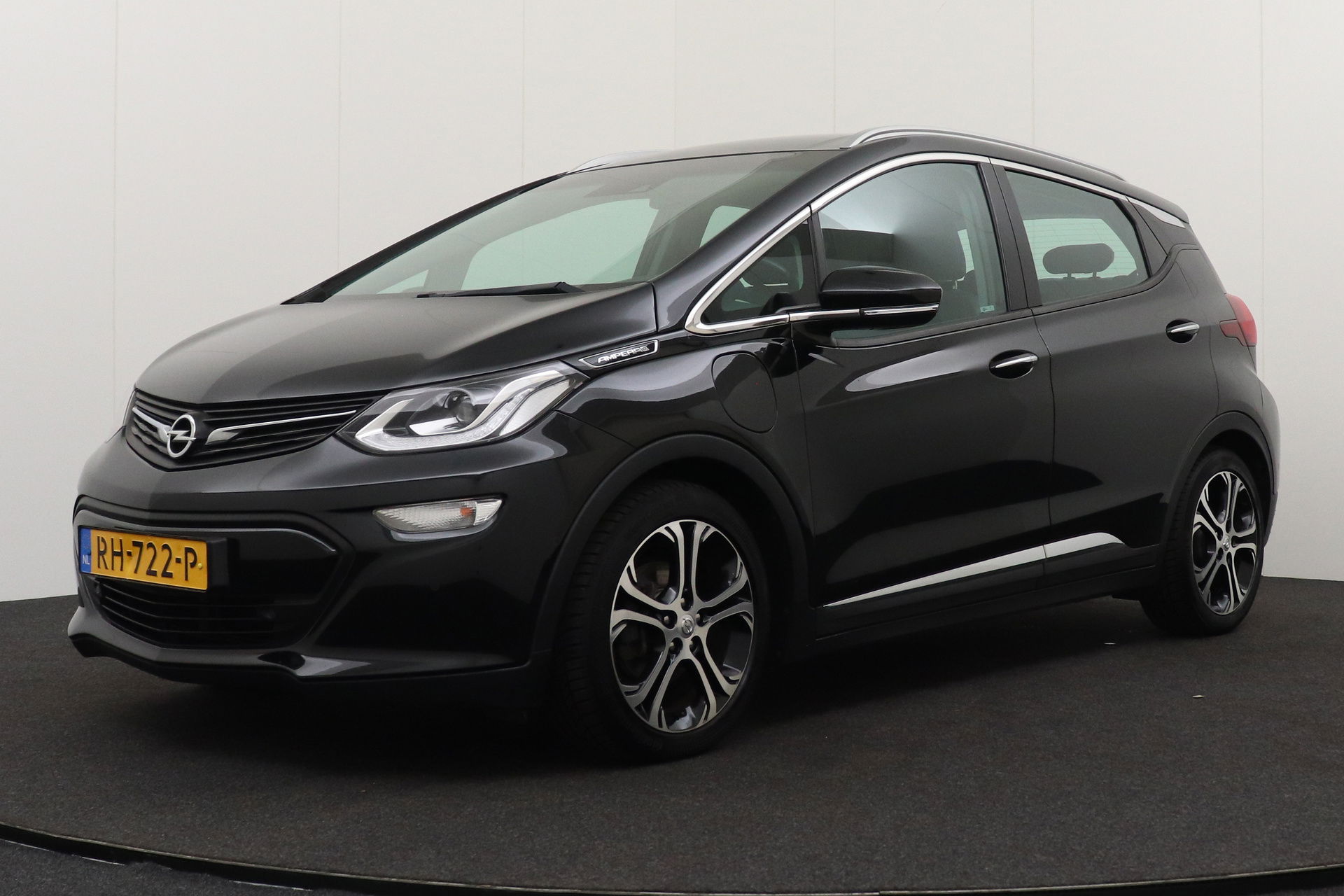 Foto van Opel Ampera-E