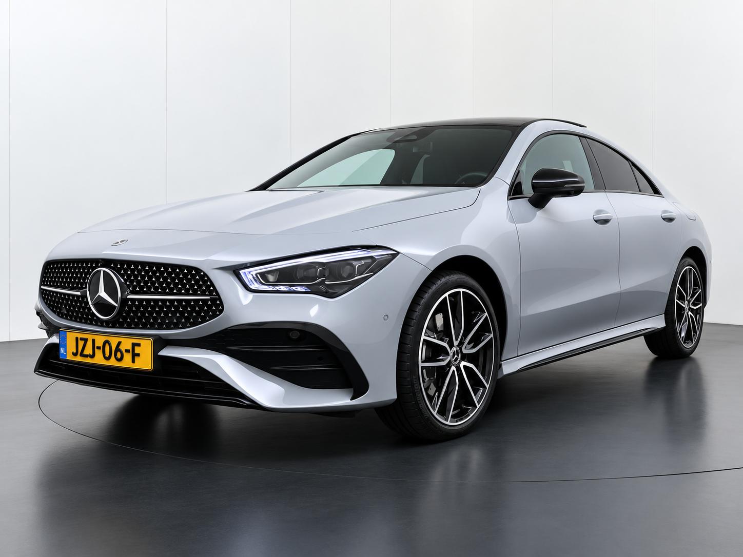 Foto van Mercedes-Benz CLA