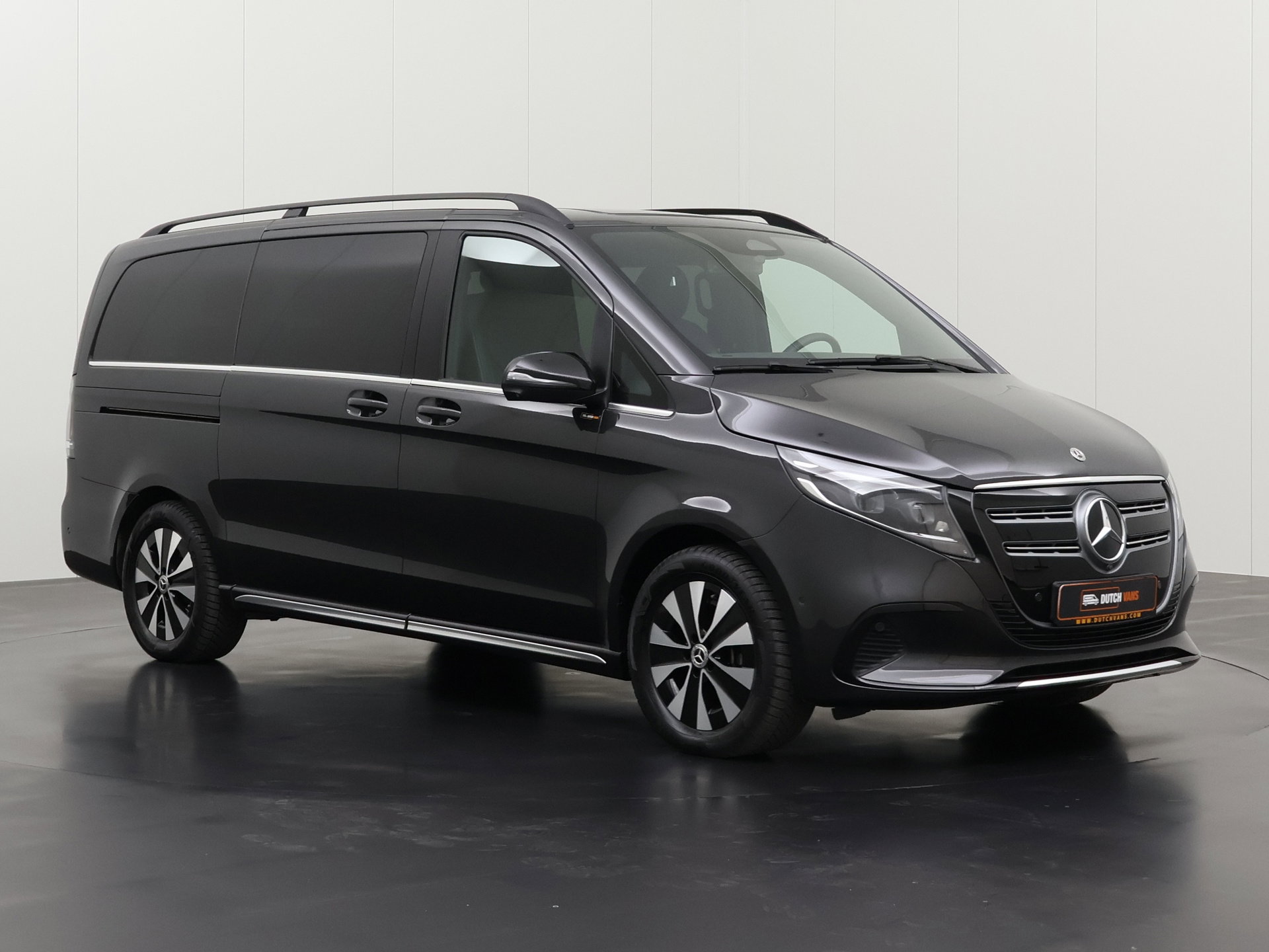 Foto van Mercedes-Benz EQV