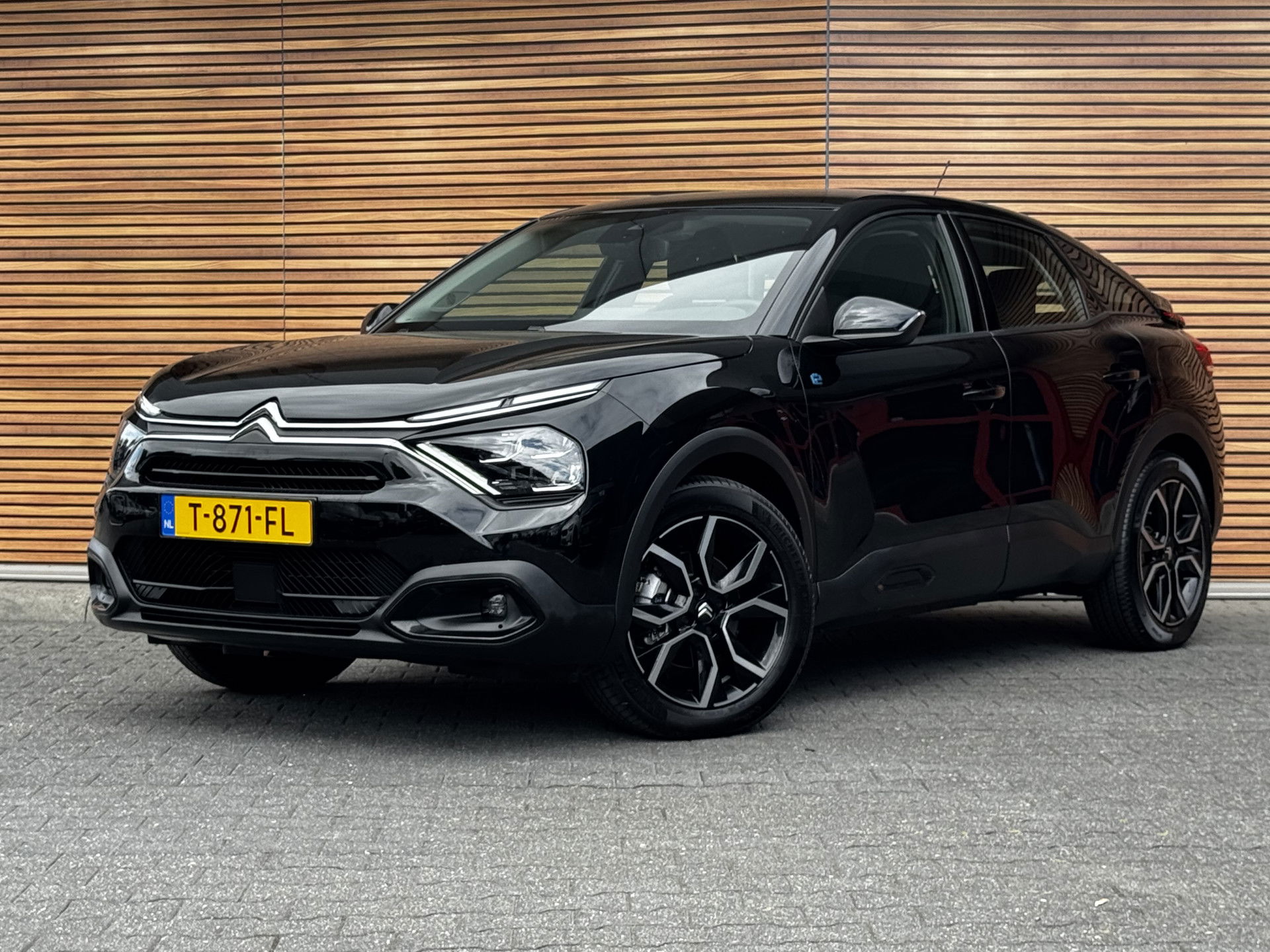 Foto van Citroën Ë-C4