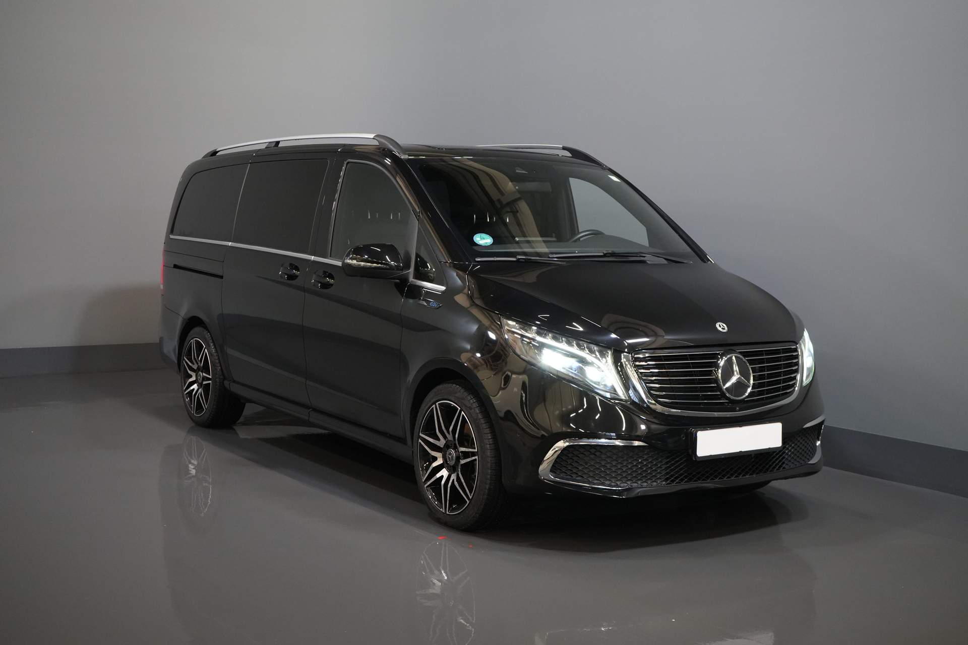 Foto van Mercedes-Benz EQV