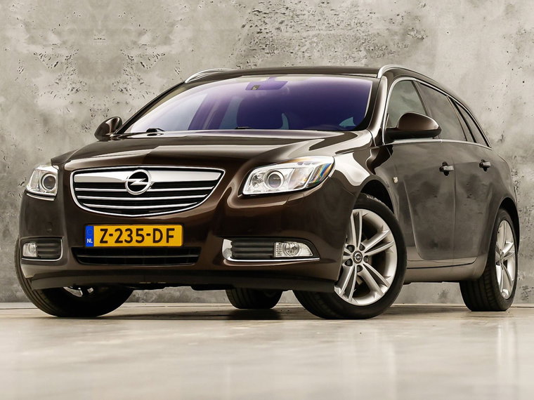 Opel Insignia foto 1