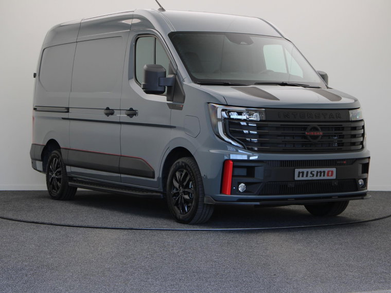 Nissan Interstar foto 1