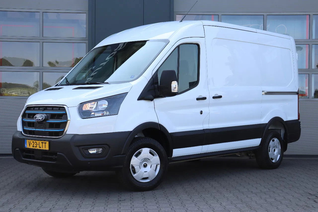 Foto van Ford E-Transit