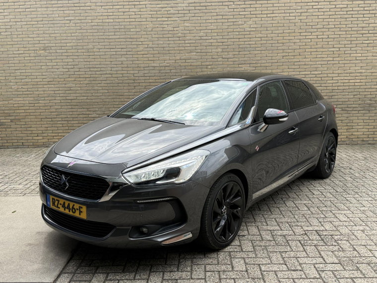 Foto van DS DS 5