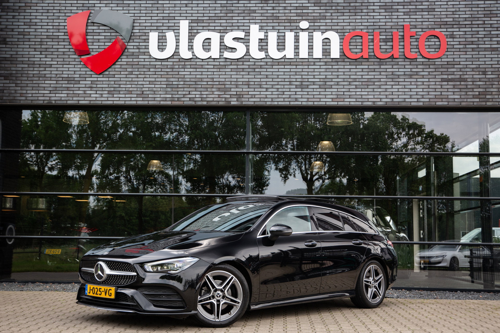 Foto van Mercedes-Benz CLA