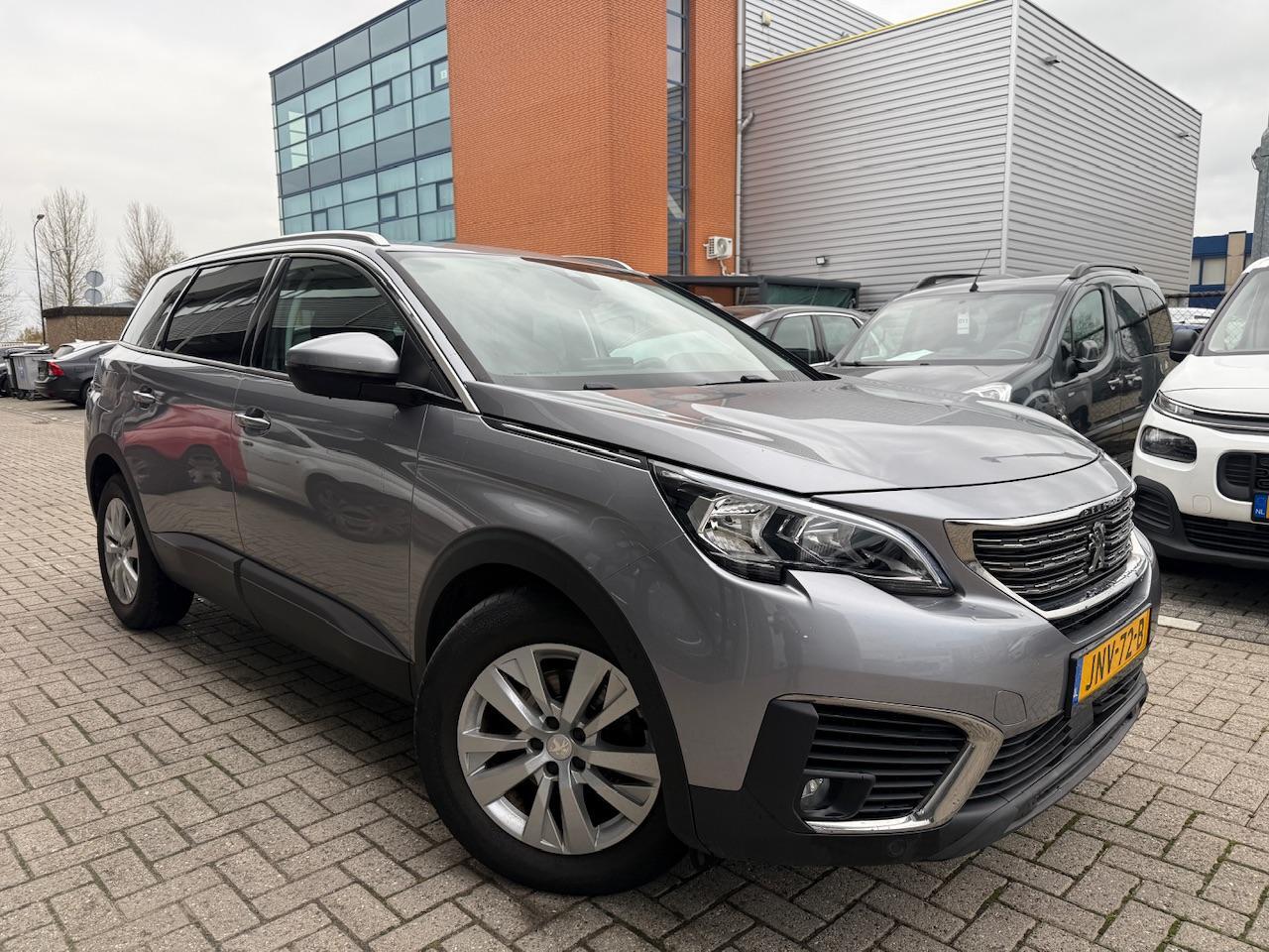 Foto van Peugeot 5008