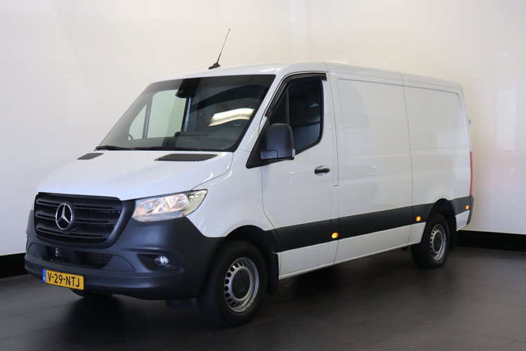 Mercedes-Benz Sprinter foto 1