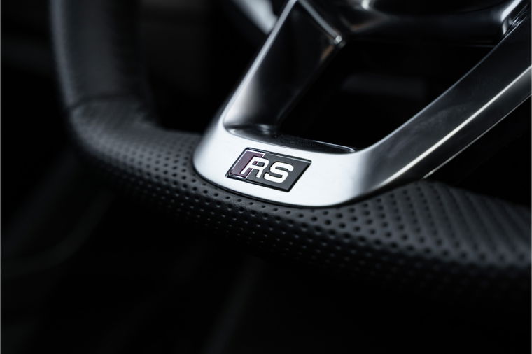 Audi RSQ3