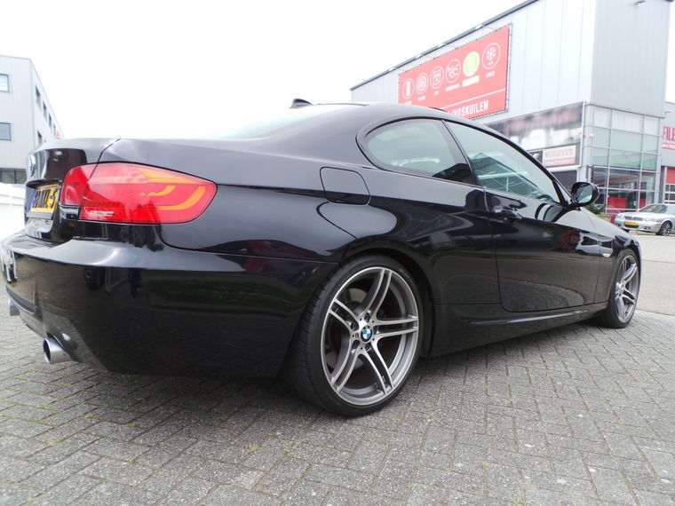 BMW 3-SERIE coupe