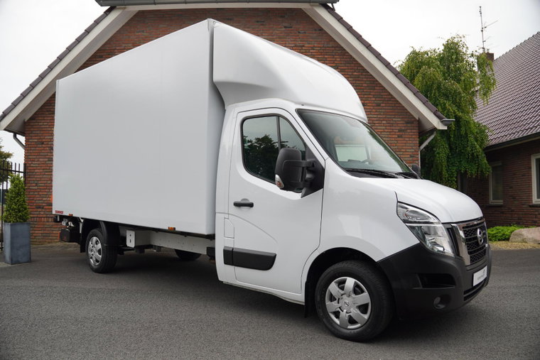 Nissan Interstar