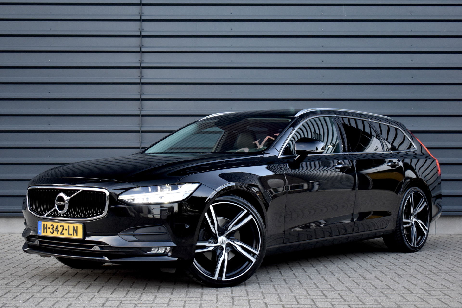 Foto van Volvo V90