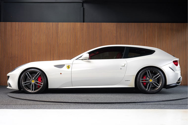 Ferrari FF