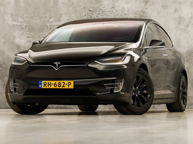 Tesla Model X foto 1