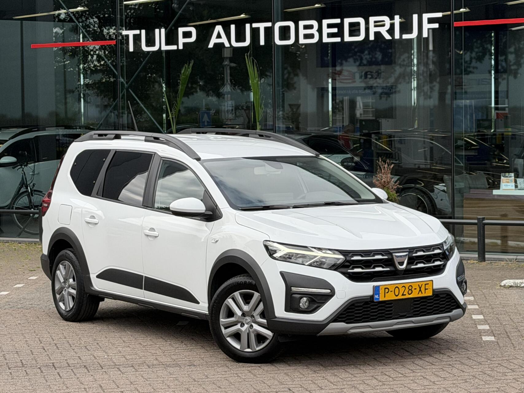 Foto van Dacia Jogger