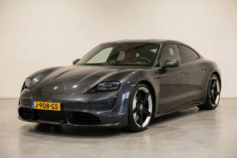 Foto van Porsche Taycan