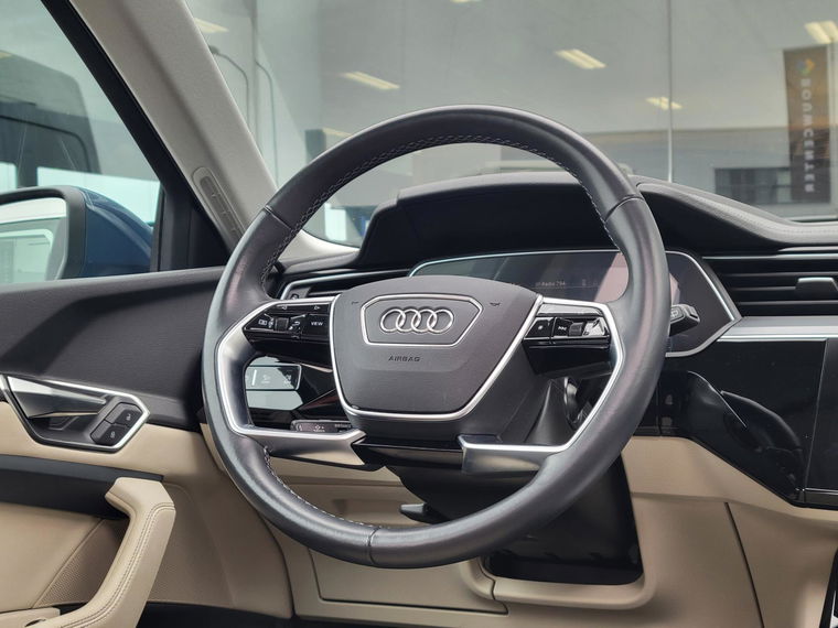 Audi Q8 e-tron