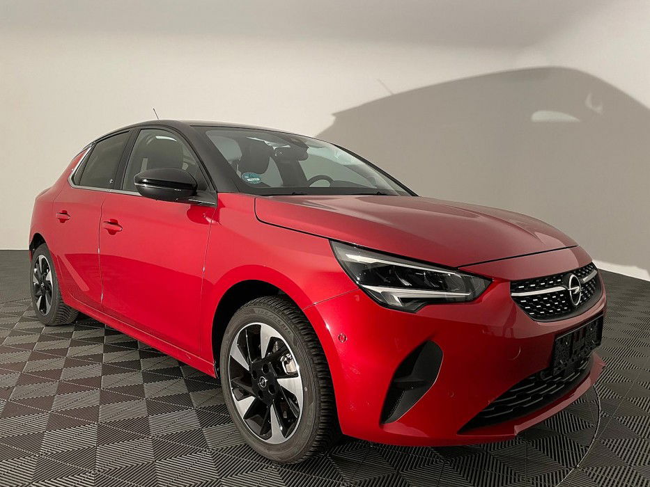 Foto van Opel CORSA-E