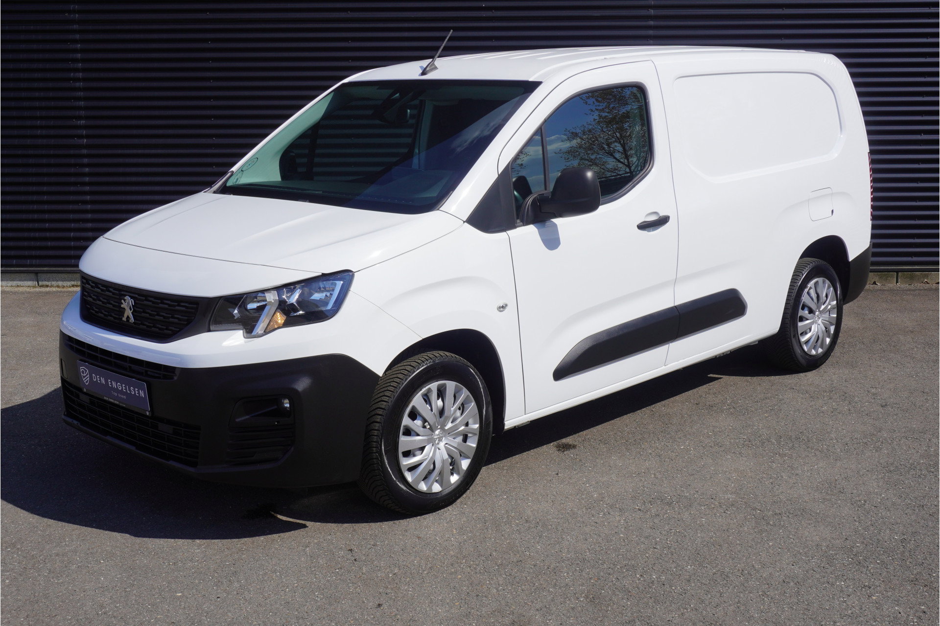 Foto van Peugeot Partner