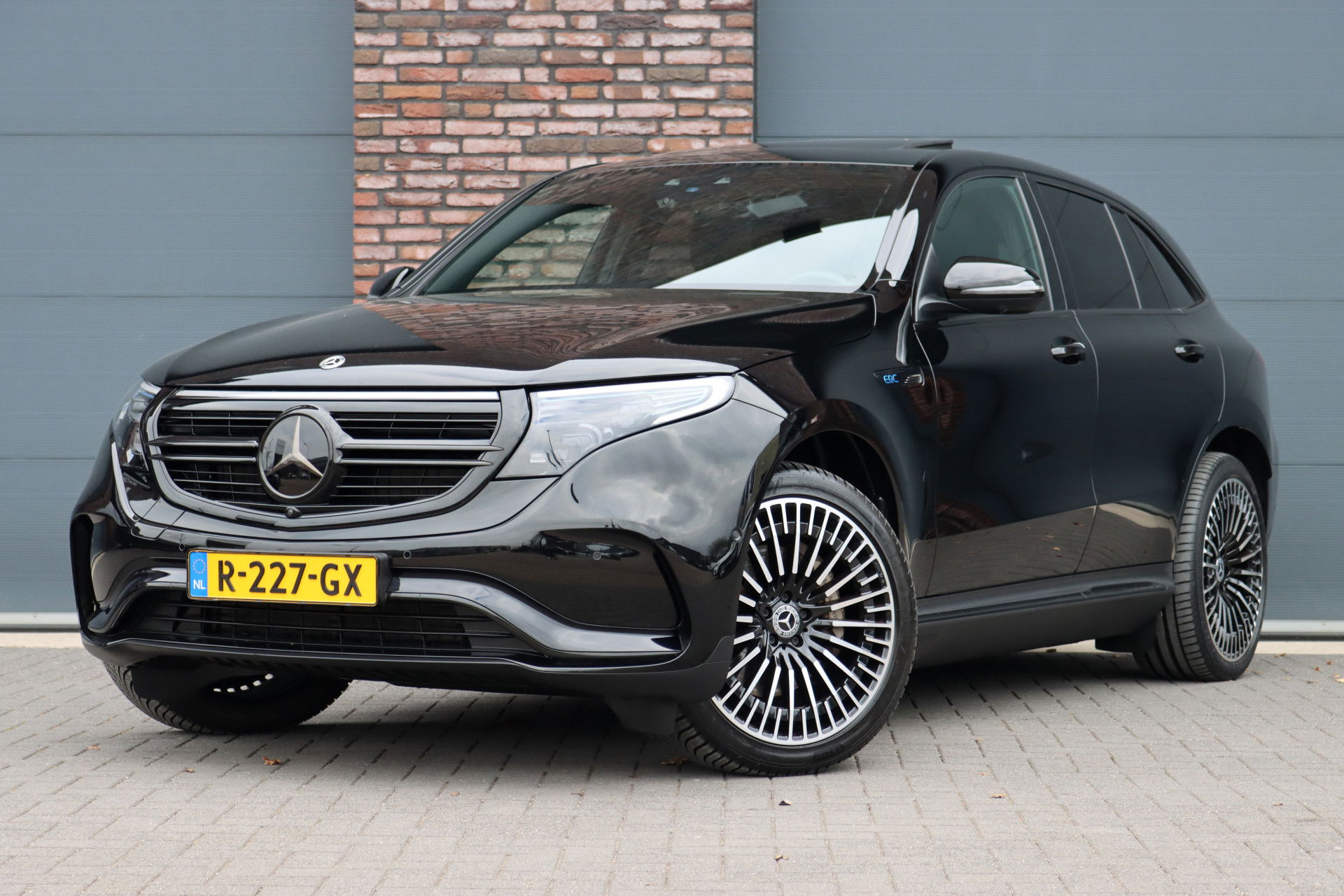 Foto van Mercedes-Benz EQC