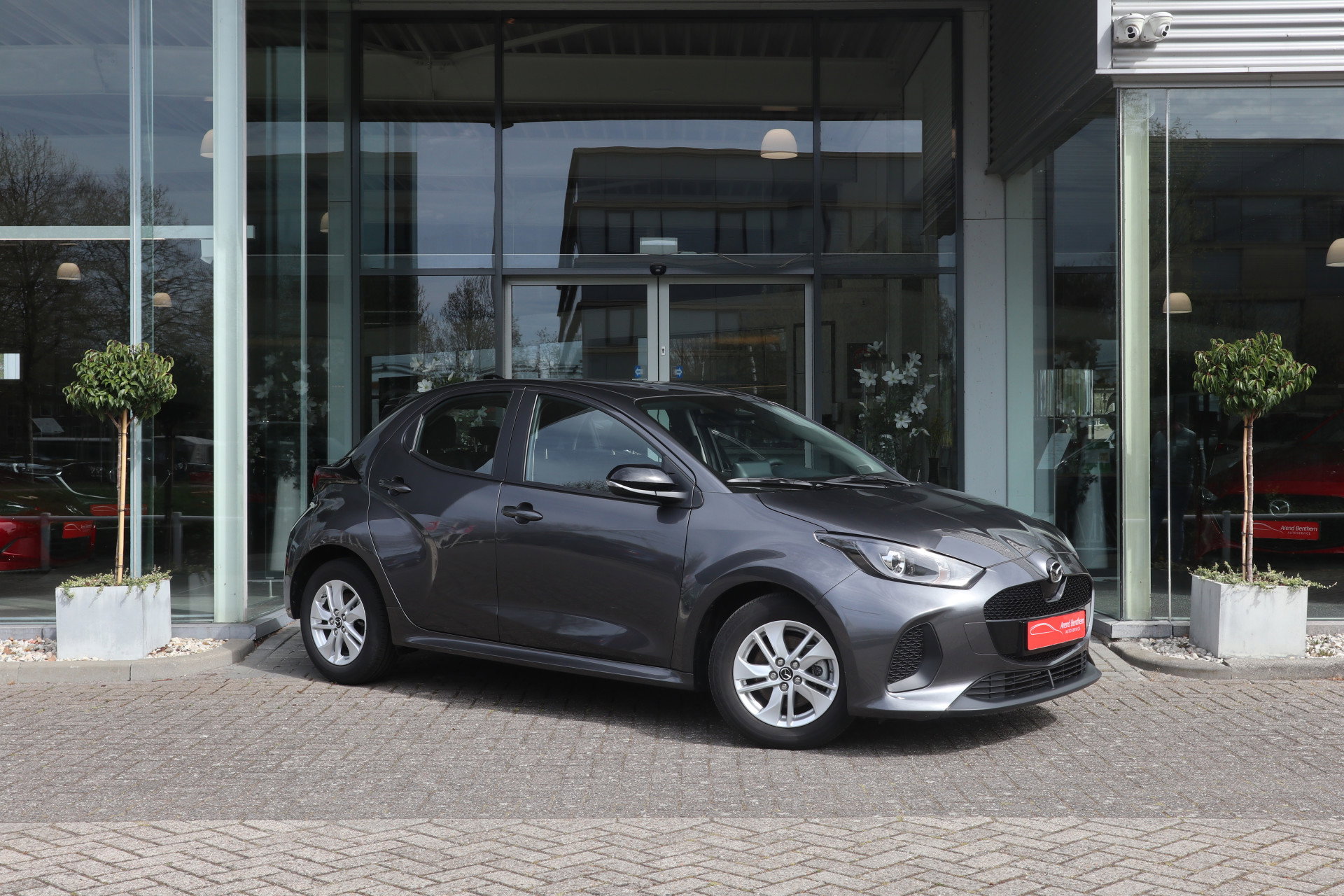 Foto van Mazda 2 Hybrid